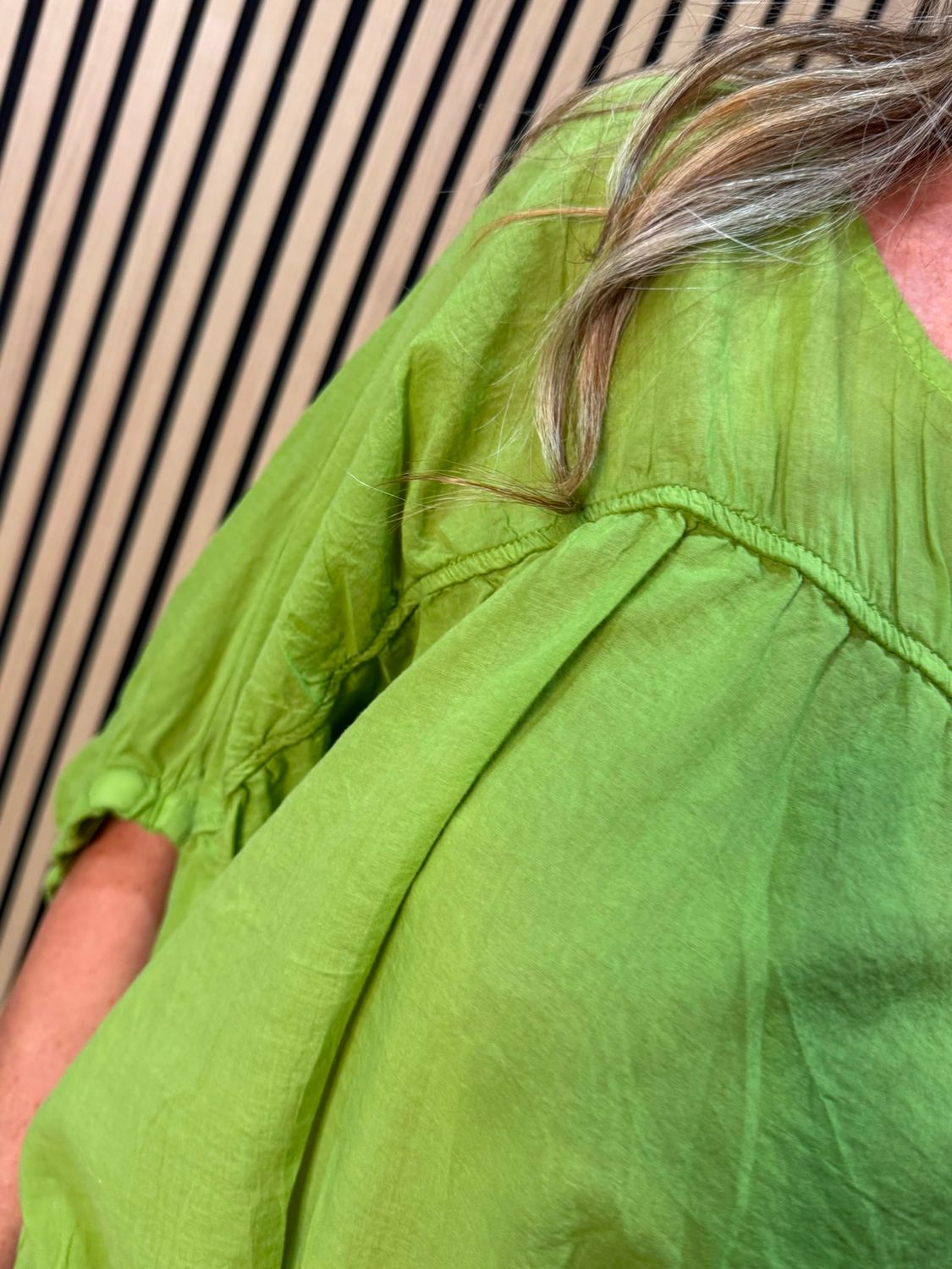 Stella Milani Cotton Peplum Top – Lime
