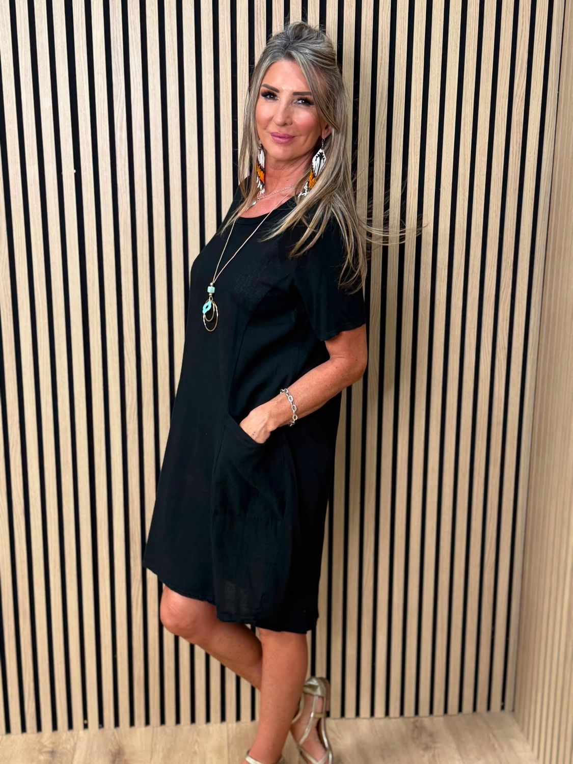 Cotton Blend Cocoon Pocket Dress with neclace - Black