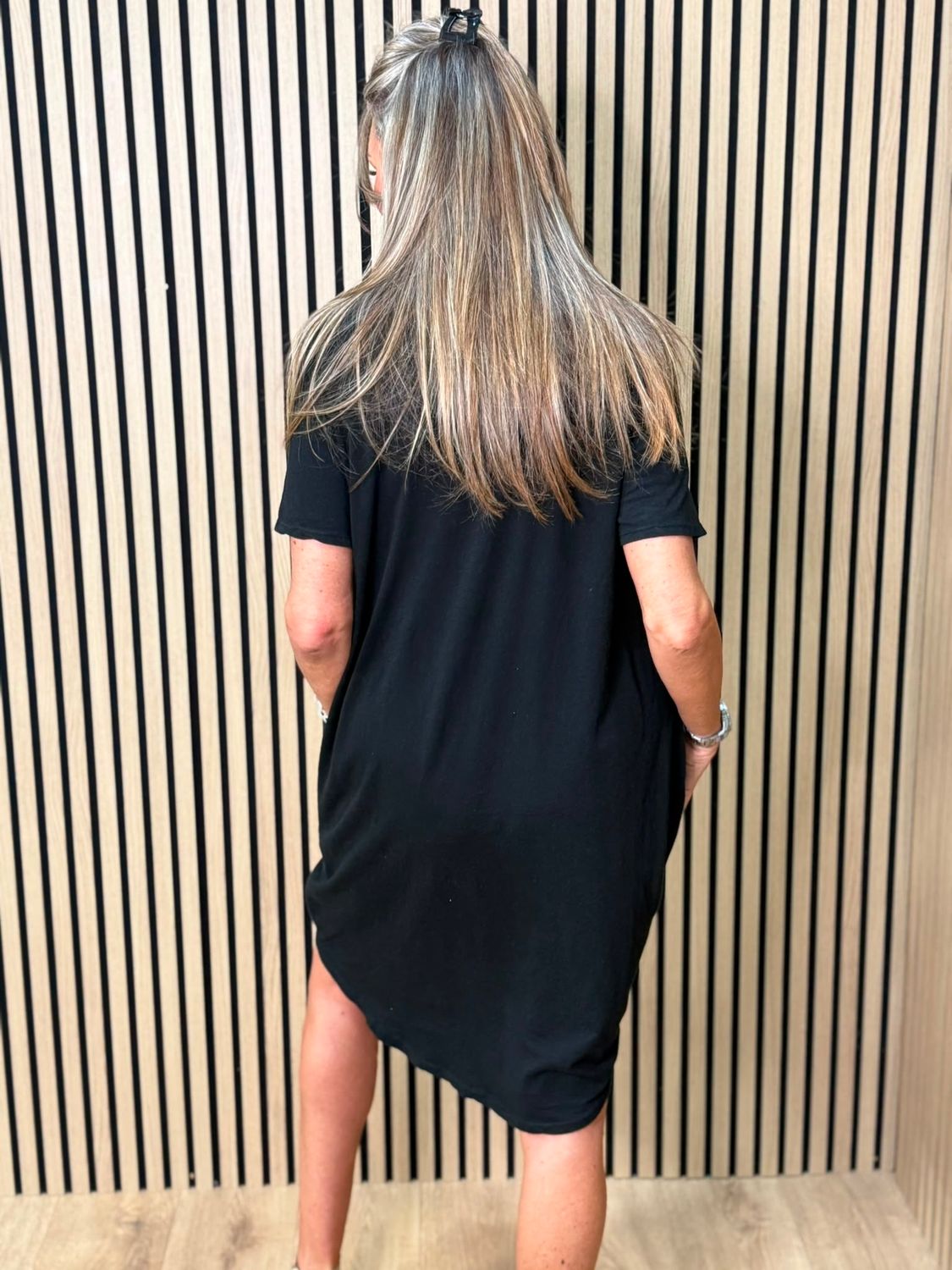 Cotton Blend Cocoon Pocket Dress with neclace - Black