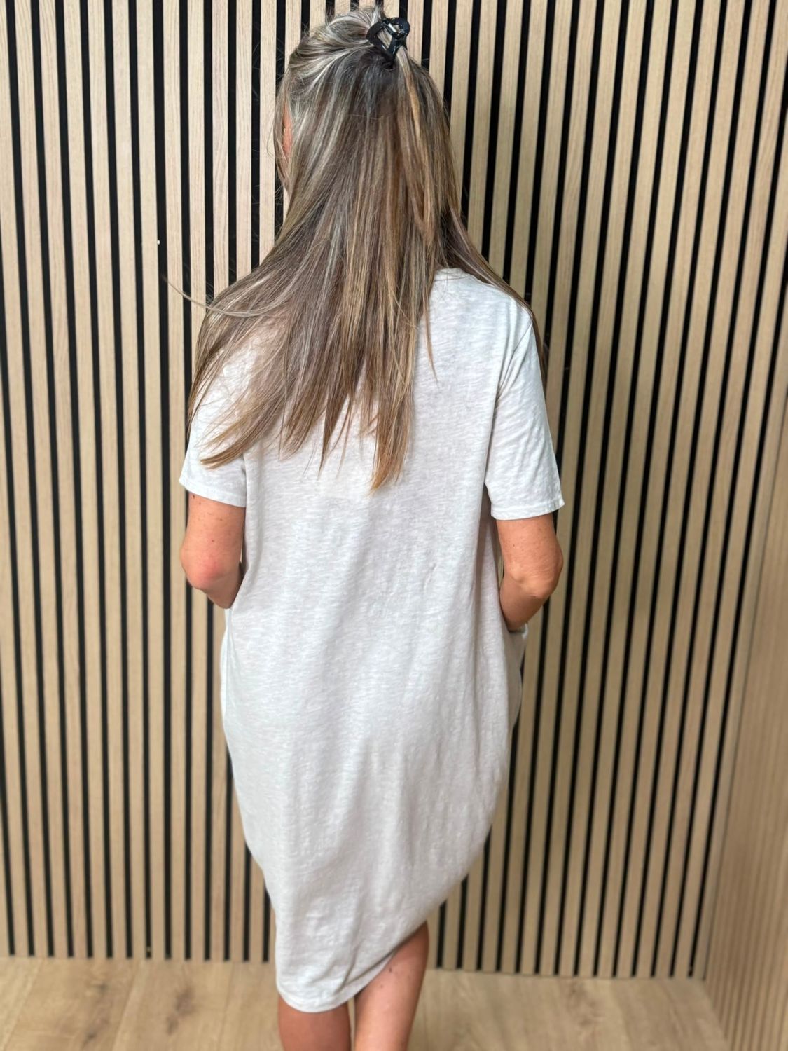 Cotton Blend Cocoon Pocket Dress With Necklace –  Stone