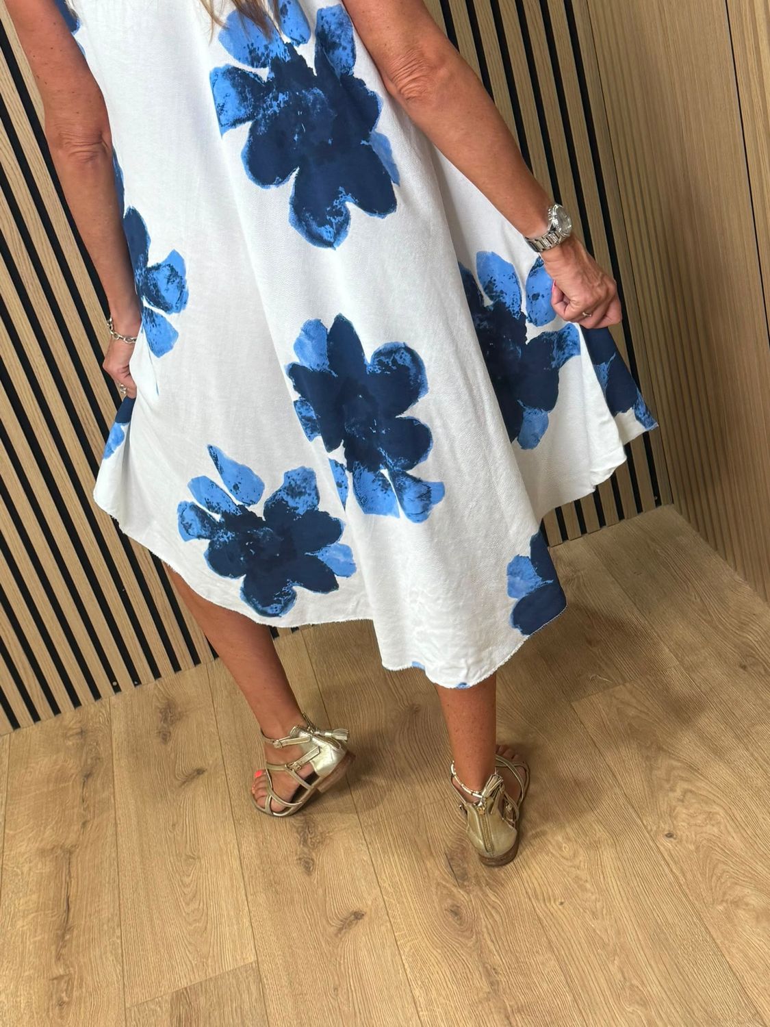 Oversized Floral Print Swing Dress - Blue