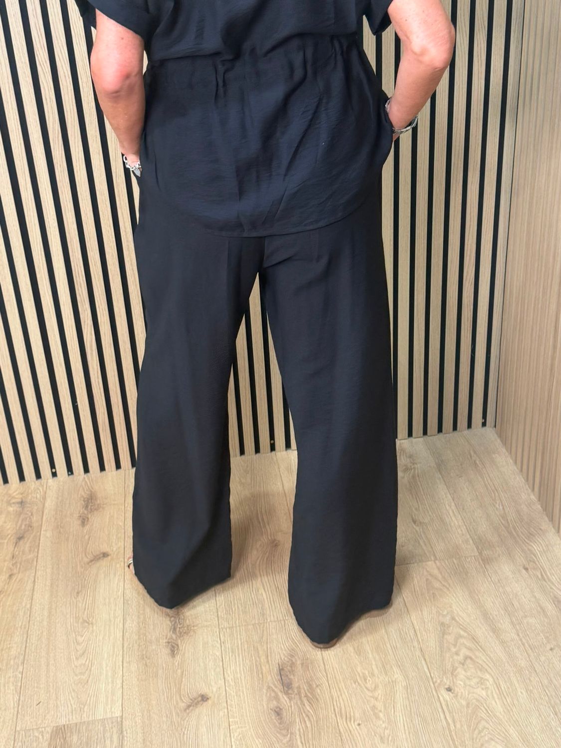 Relaxed Drawstring Trouser Suit – Black