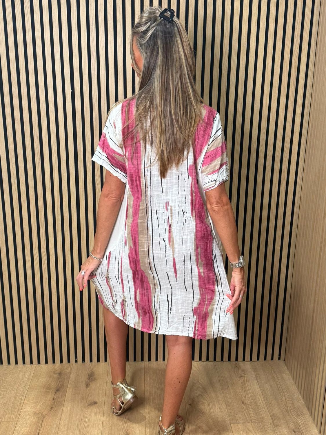 Abstract Stripe Pocket Dress - Pink