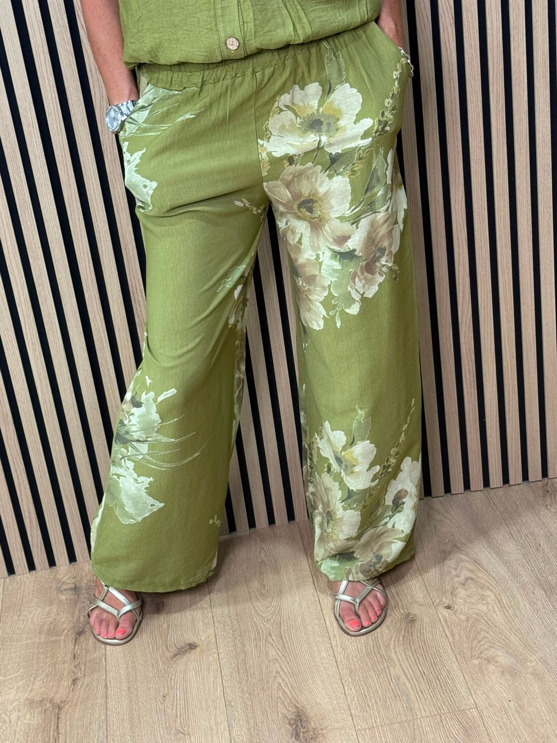 Floral Print Wide Leg Trouser Suit - Khaki