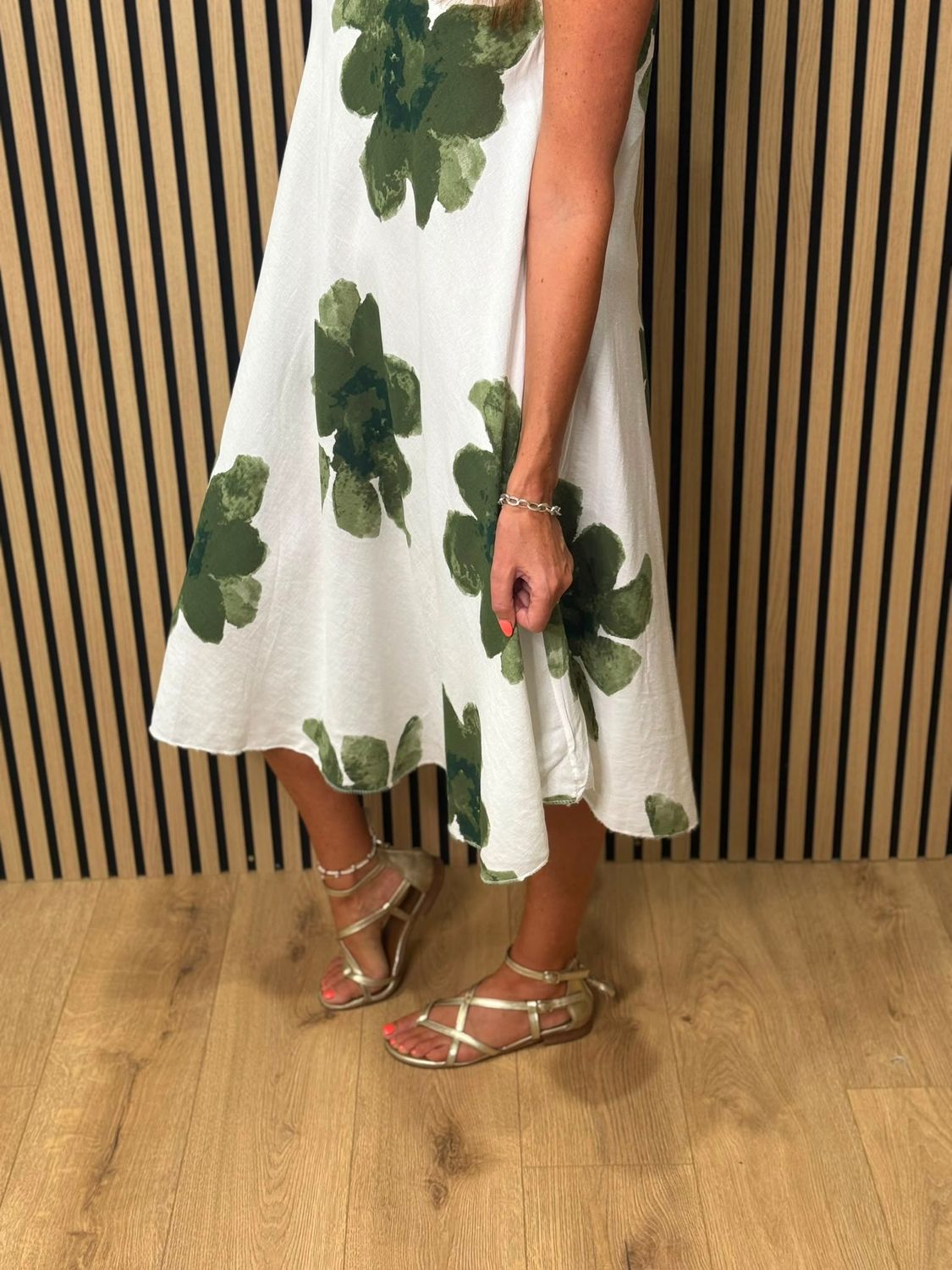 Oversized Floral Print Swing Dress - Green