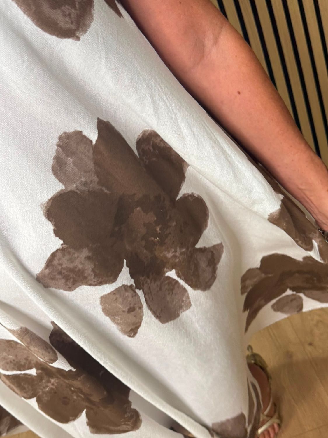 Oversized Floral Print Swing Dress - Brown