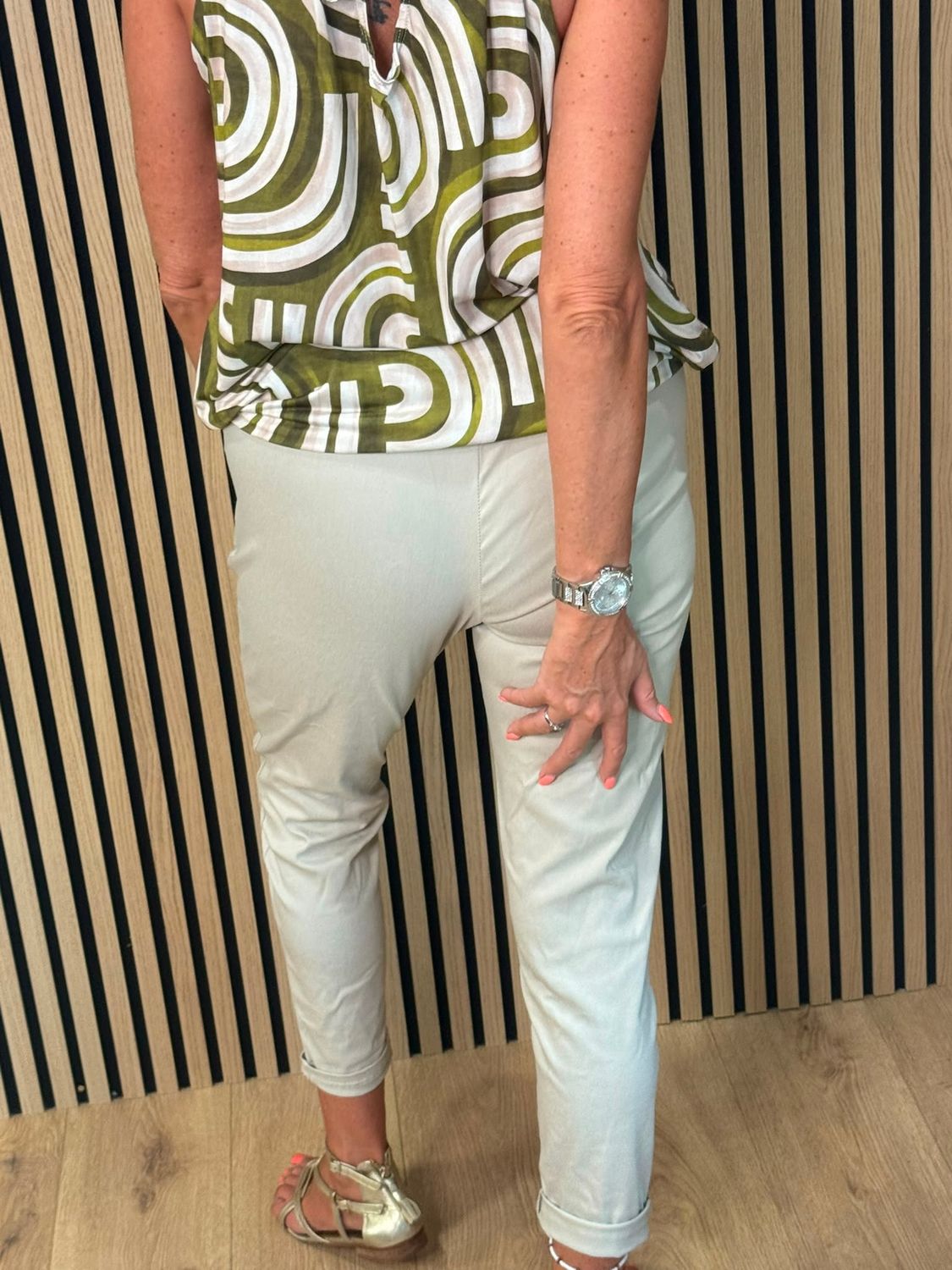 Abstract Print Halterneck Top – Green