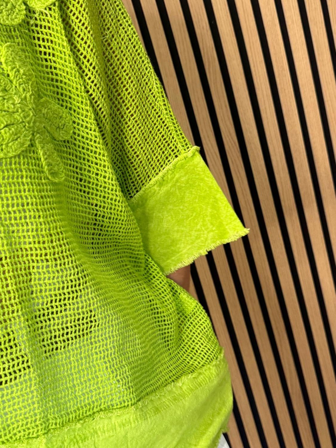 Floral Mesh Cotton Top – Lime
