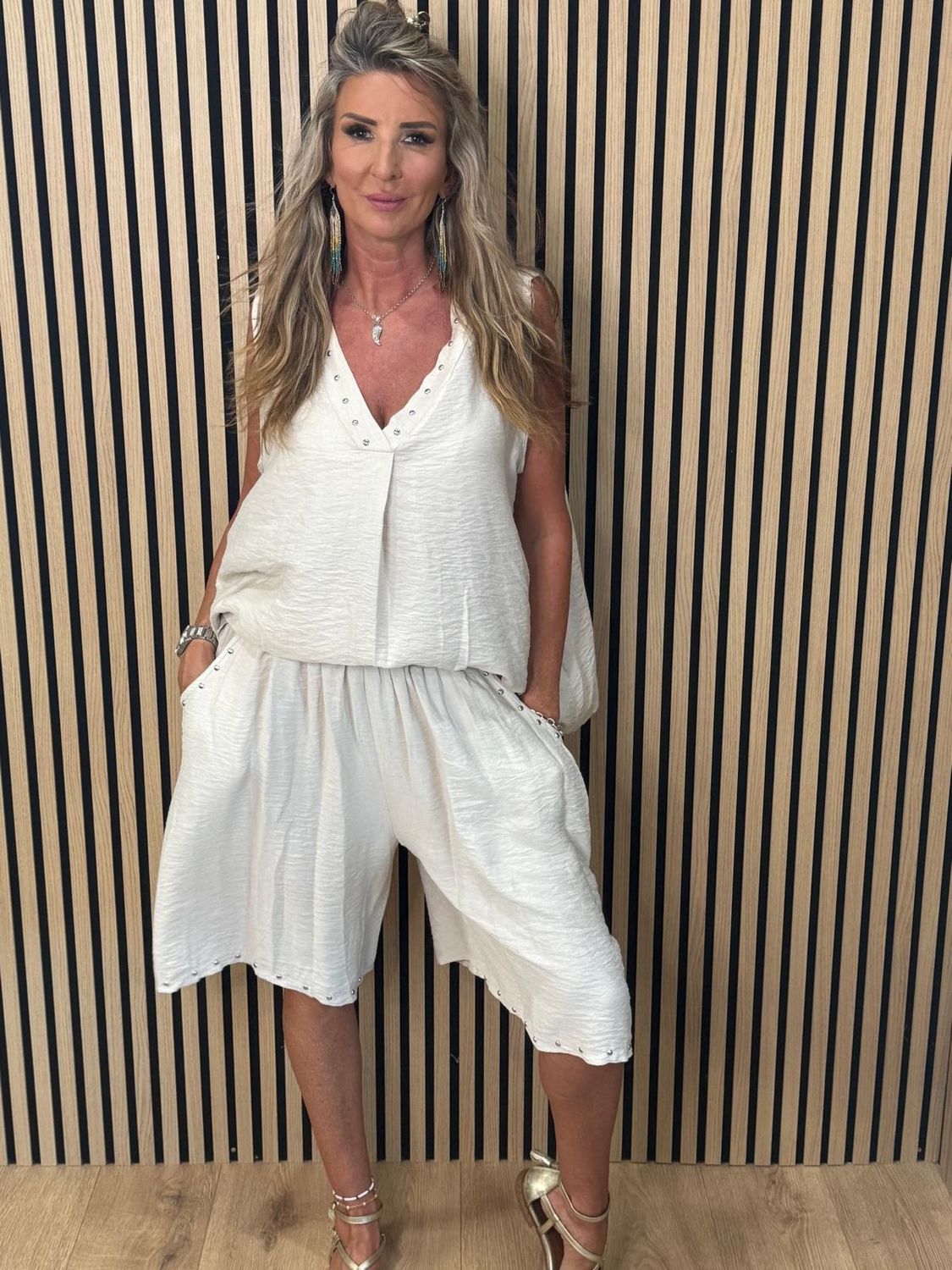 Stud Detail V-Neck Short Set – Stone