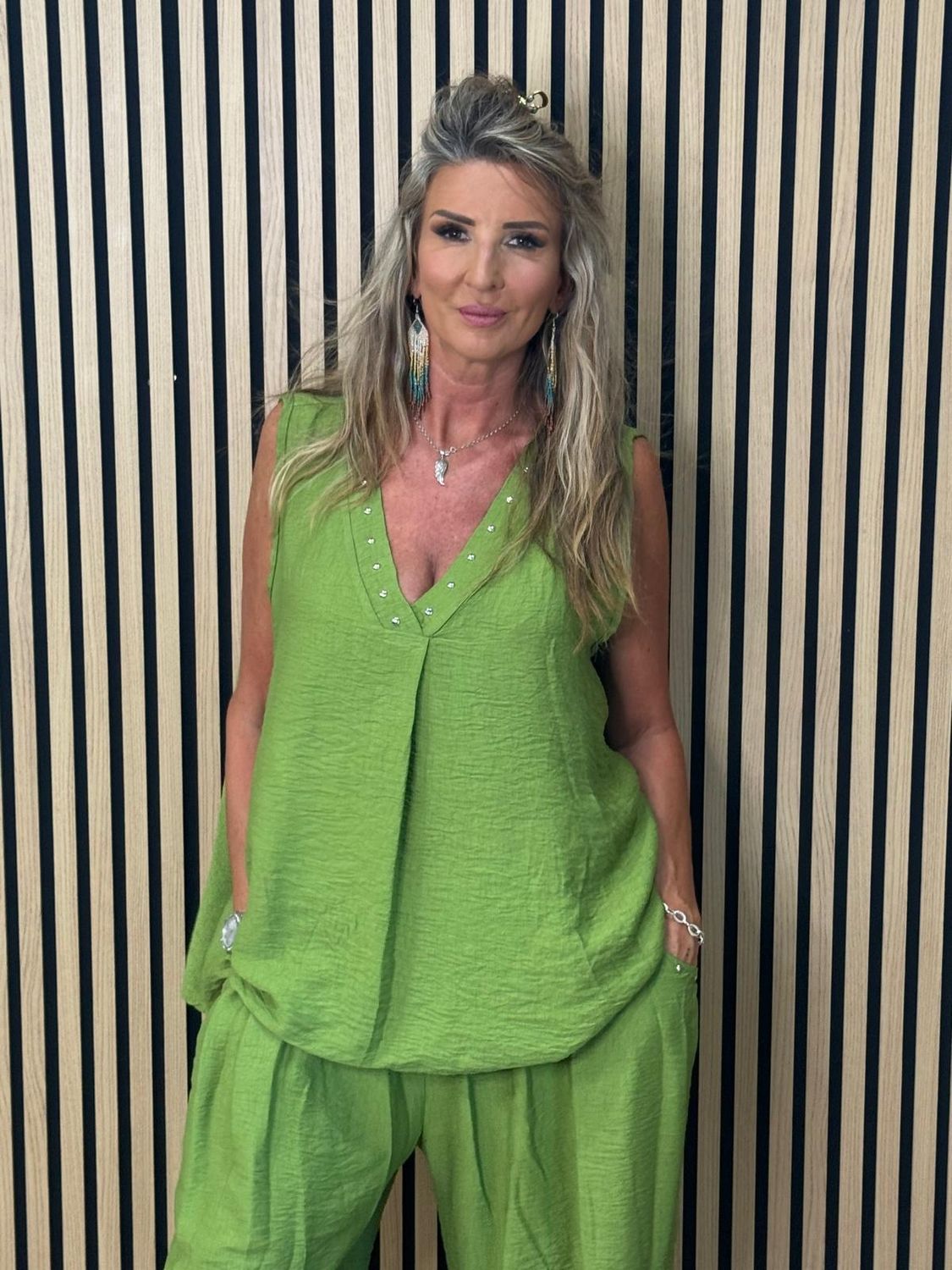 Stud Detail V-Neck Short Set – Green