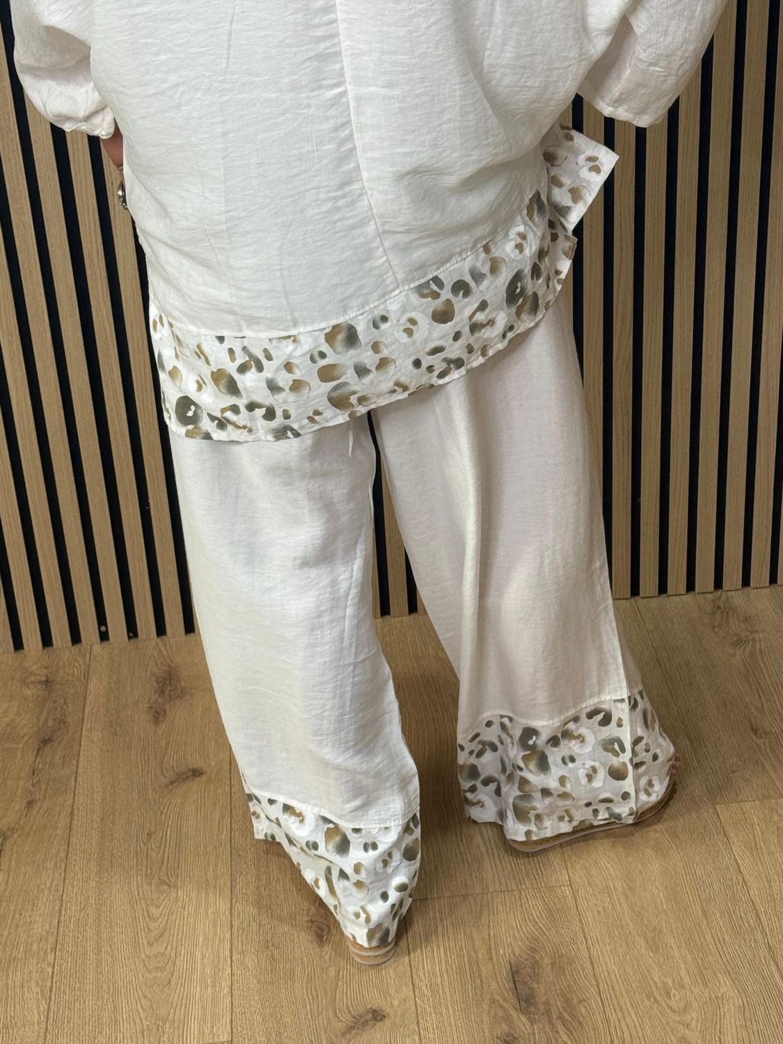 Leopard Trim Linen Blend Trouser Suit – White