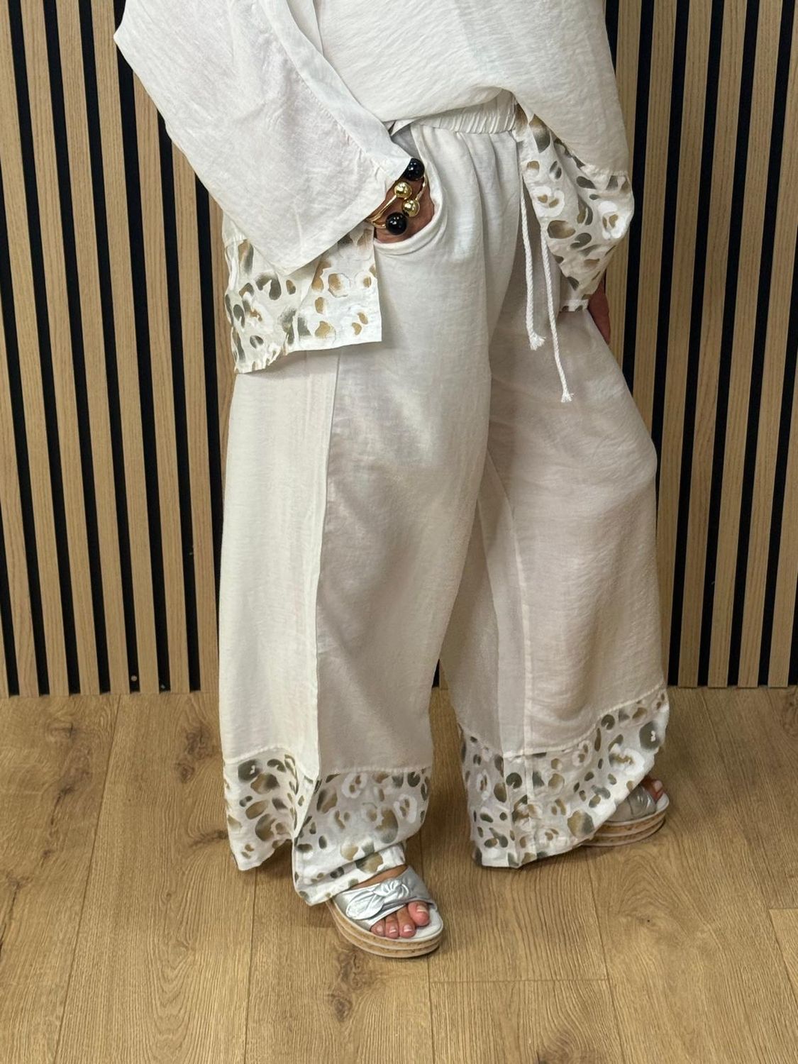 Leopard Trim Linen Blend Trouser Suit – White