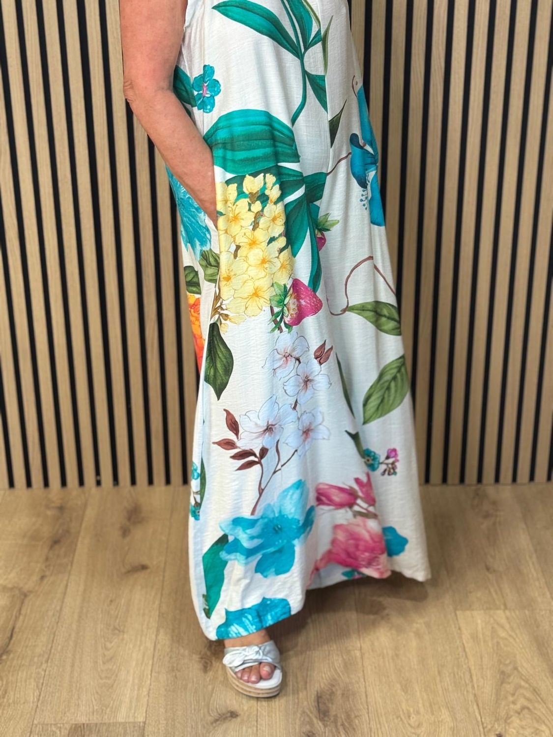 Tropical Floral Wide Leg Jumpsuit by Fly Out – 🤍💜🩷🩵