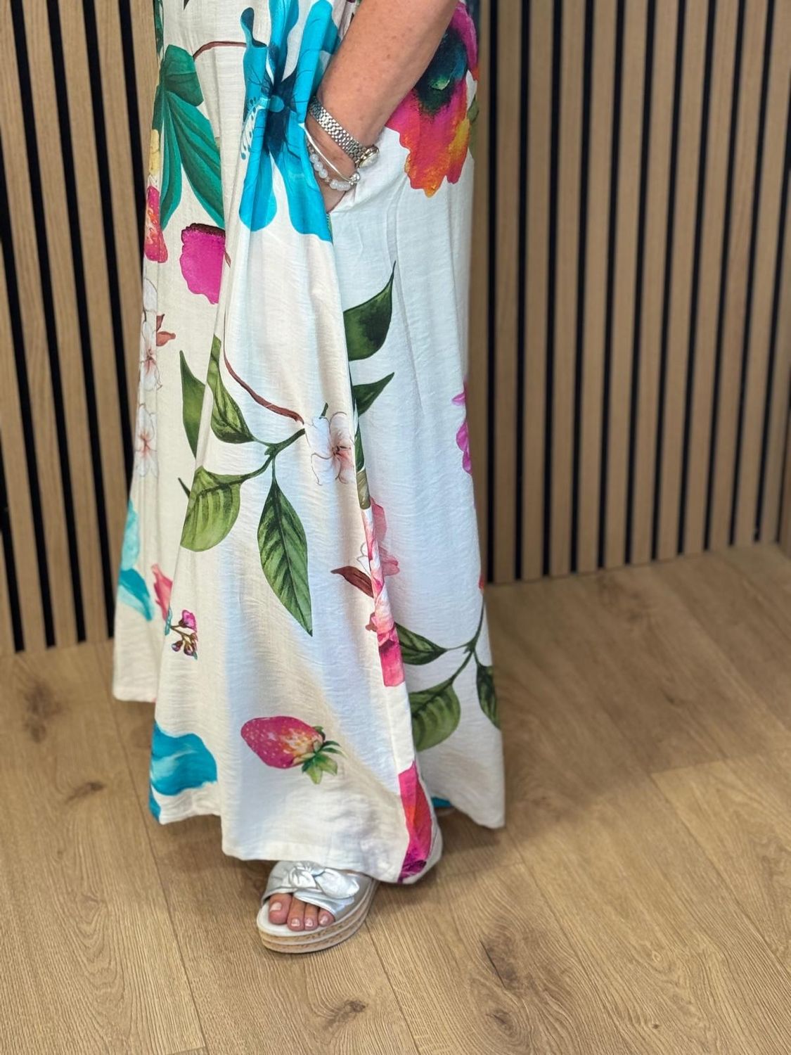 Tropical Floral Wide Leg Jumpsuit by Fly Out – 🤍💜🩷🩵
