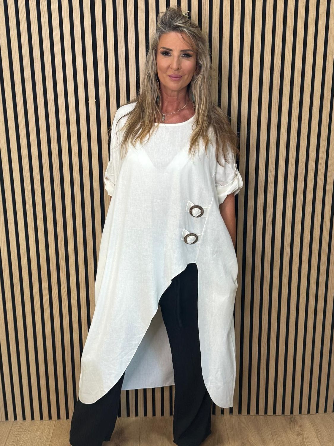 Coconut Ring Linen Blend Tunic Top