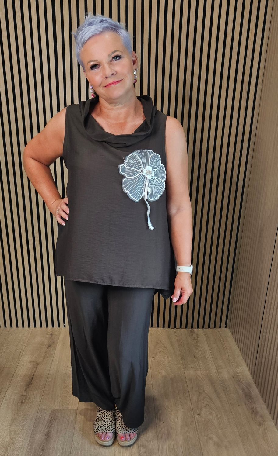 Floral Appliqué Two-Piece Set – Chocolate