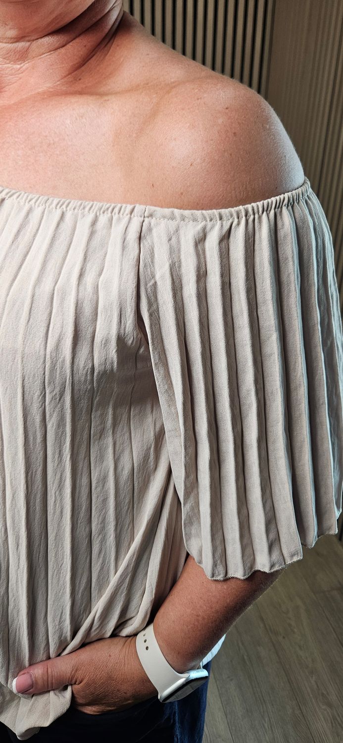 Pleated Bardot Top – Stone