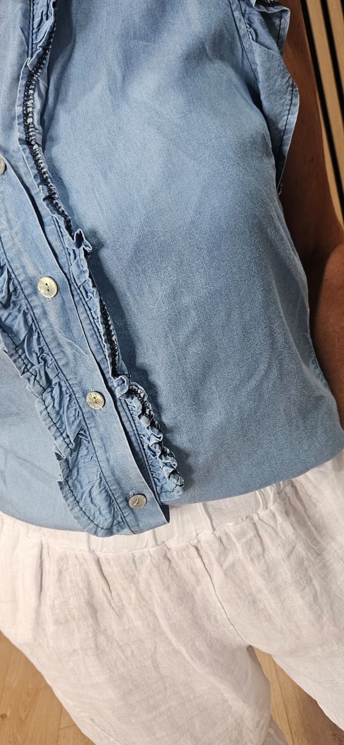 Frill Sleeve Lyocell Blouse