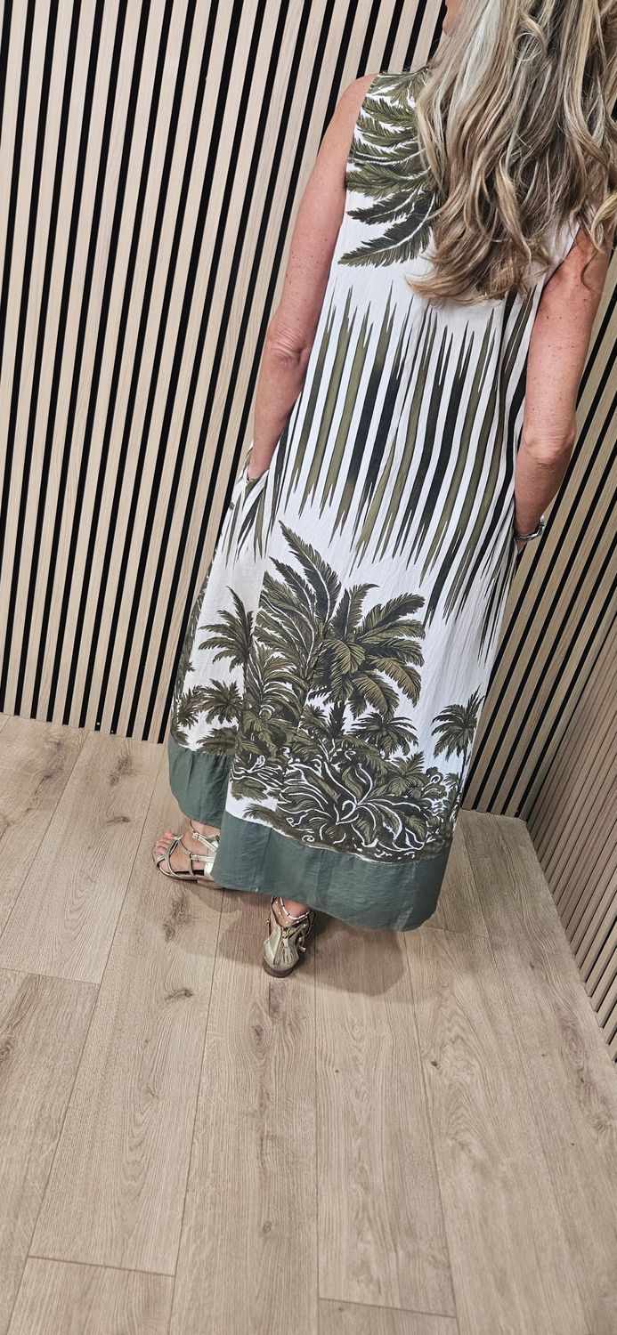 Flyout Botanical Print Swing Maxi Dress – Green