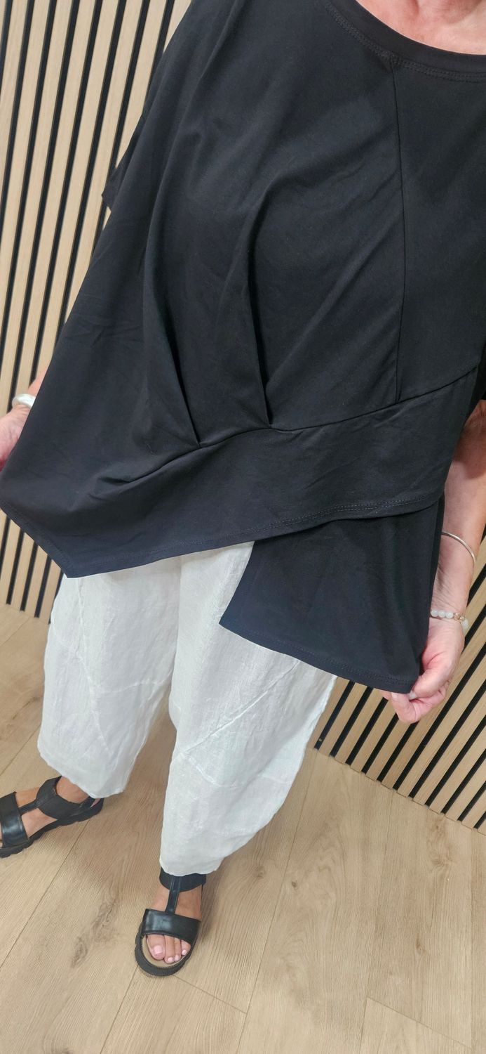 Asymmetric Twist Front T-Shirt – Black
