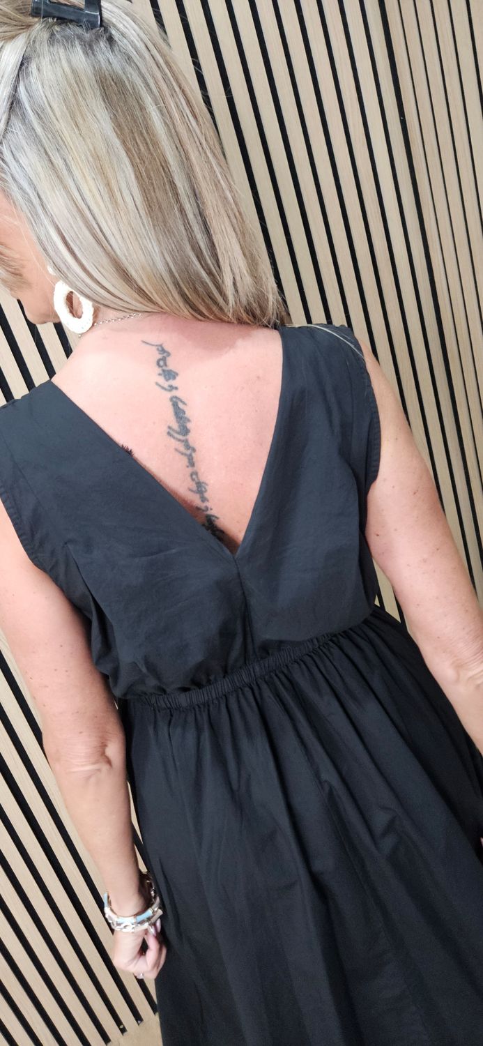Sleeveless Cotton Midi Dress – Black