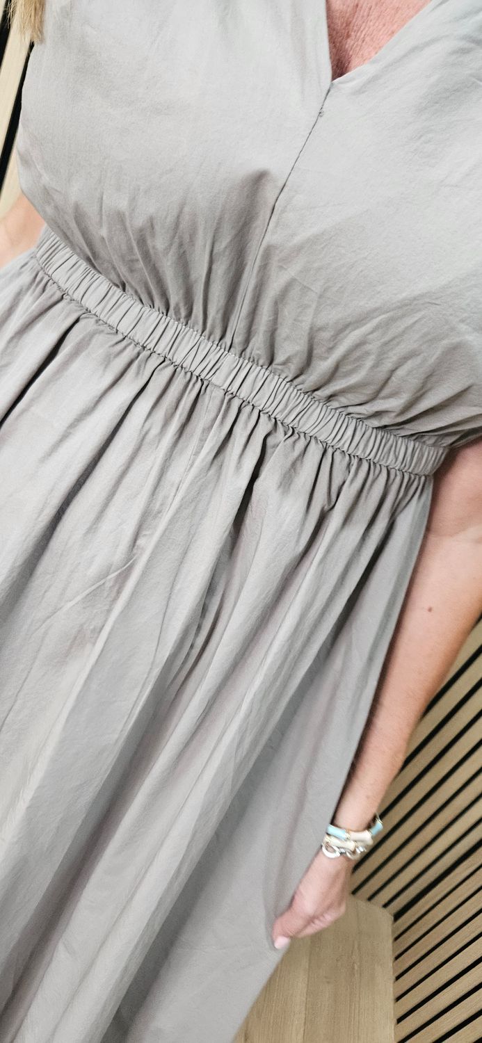 Sleeveless Cotton Midi Dress – Taupe
