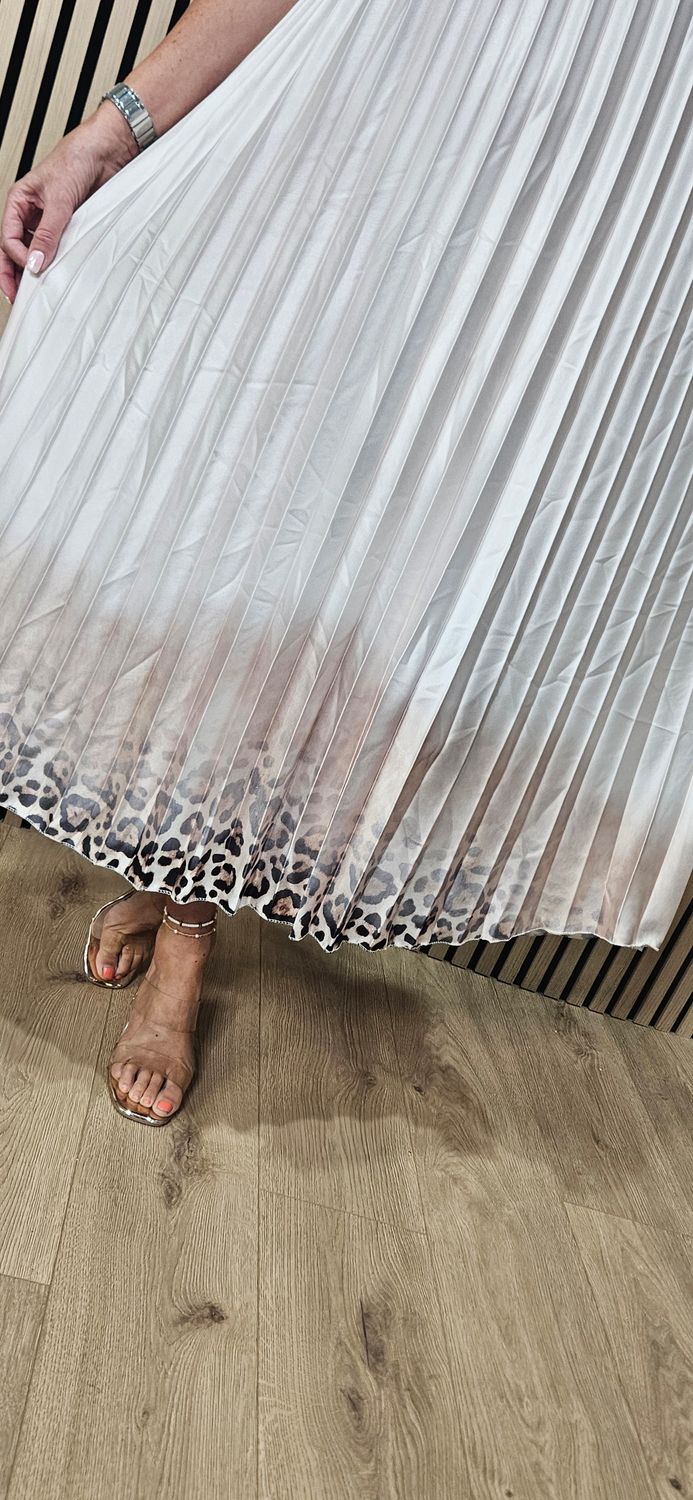 Pleated Leopard Border Maxi dress