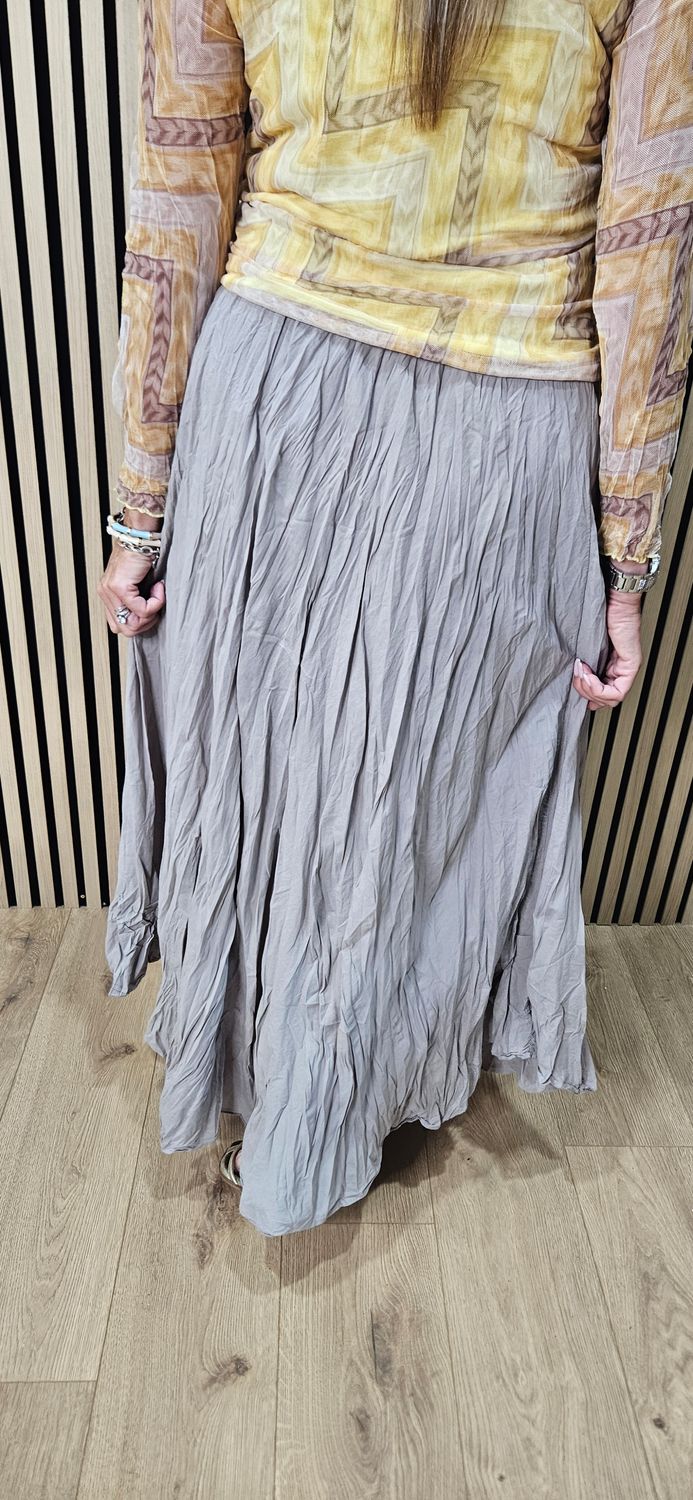 Crinkle Cotton Maxi Skirt with Belt – Taupe