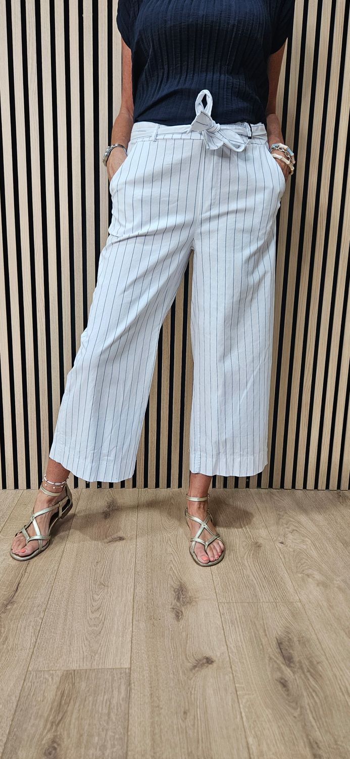 Pinstripe Cotton Crop Trousers – White