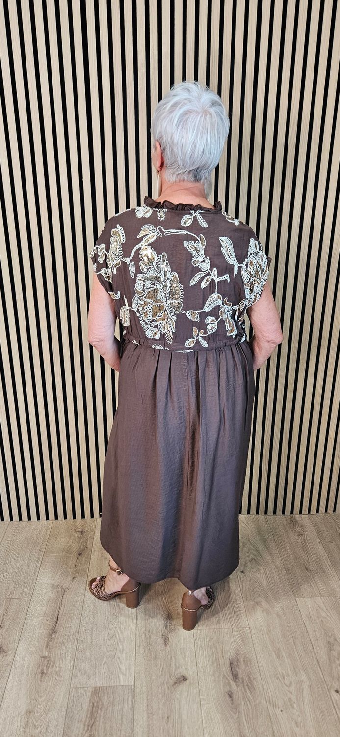 FLY OUT Embellished Floral Midi Dress – Brown