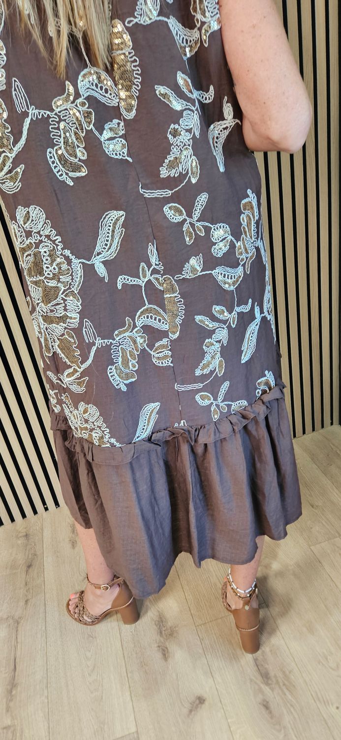 FLY OUT Sequin Floral Tiered Midi Dress - Brown