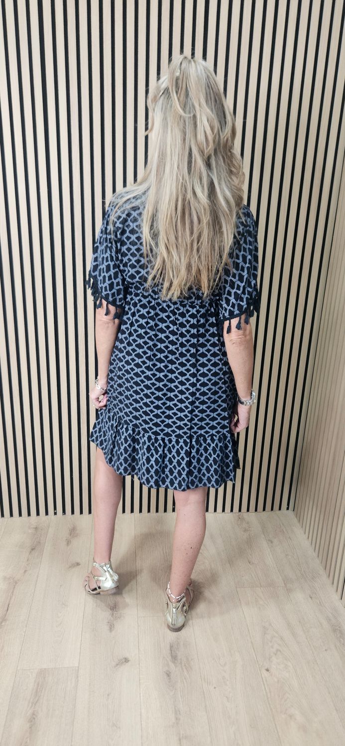 Geometric Tassel Detail Dress – Black