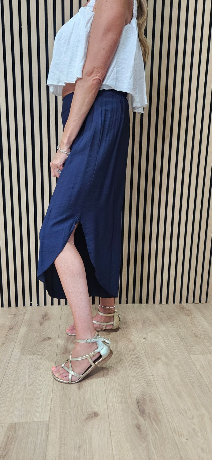 Wide Leg Pleated Trousers – Navy