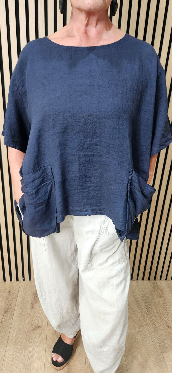 Relaxed Linen Blend Pocket Top – Navy