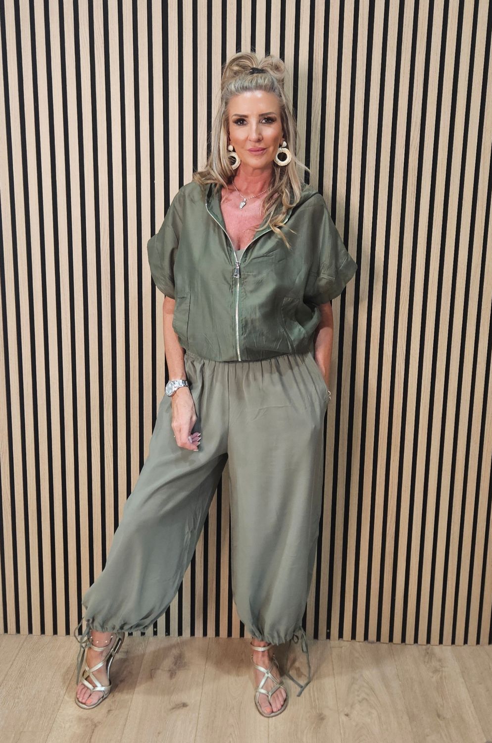 Shirred Waist Tie Hem Trousers – Khaki
