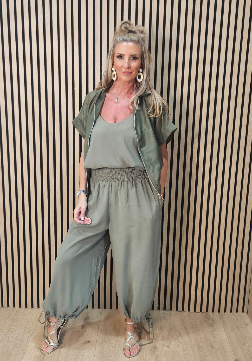 Shirred Waist Tie Hem Trousers – Khaki