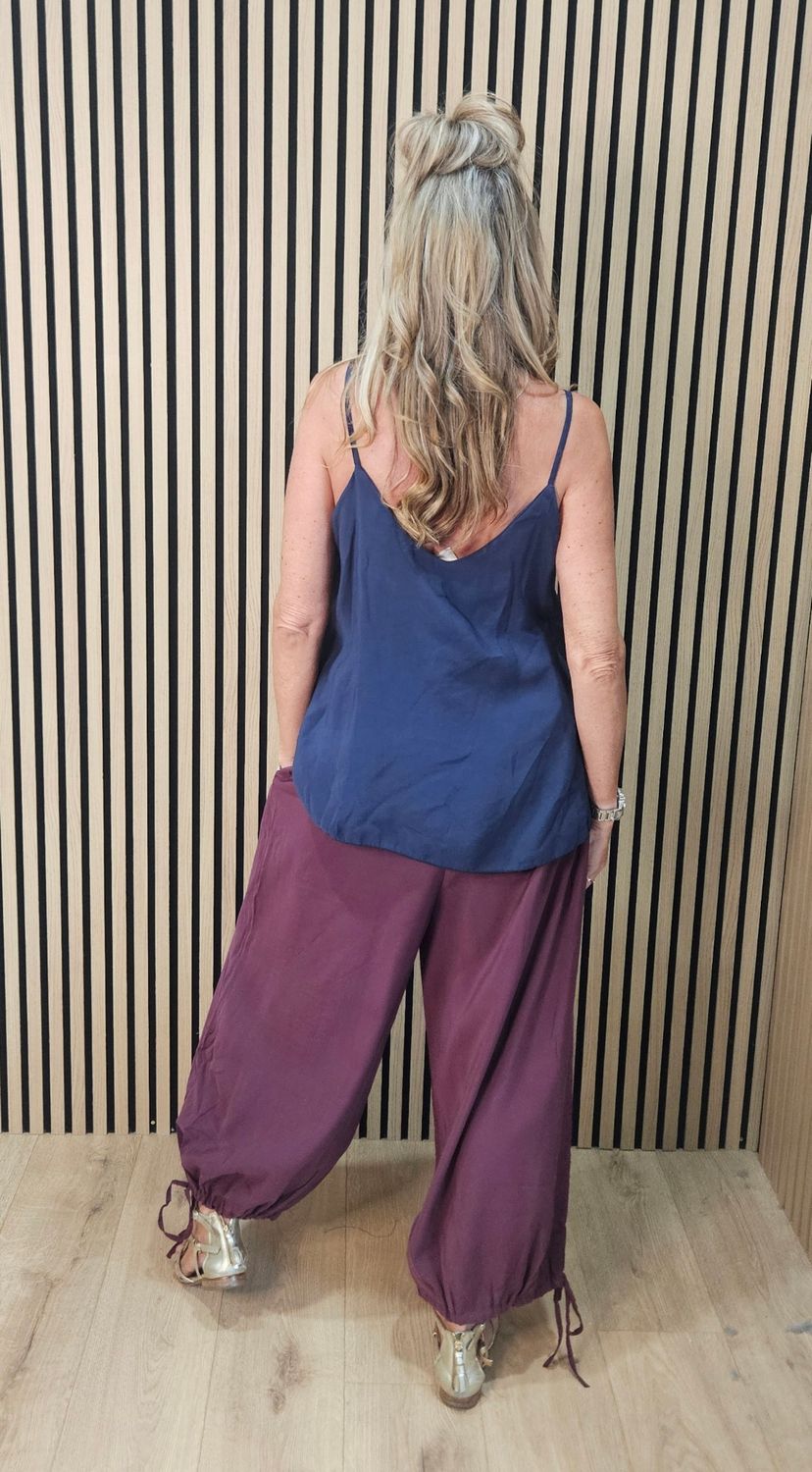 Essential Cami Top – Navy