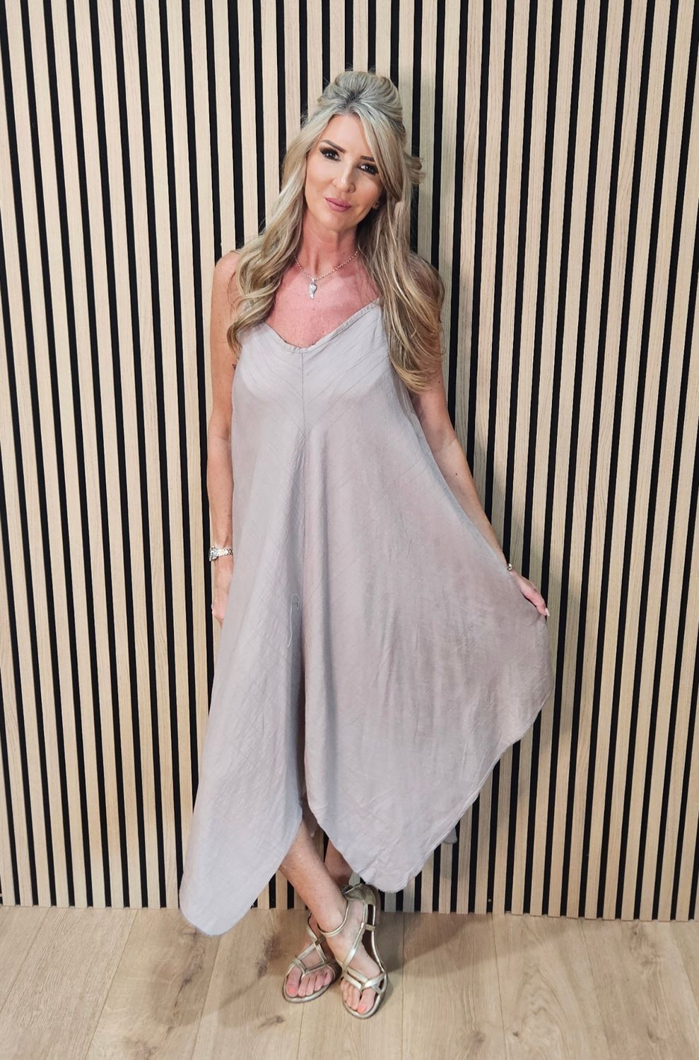 Floaty Hanky Hem Cami Dress – Taupe