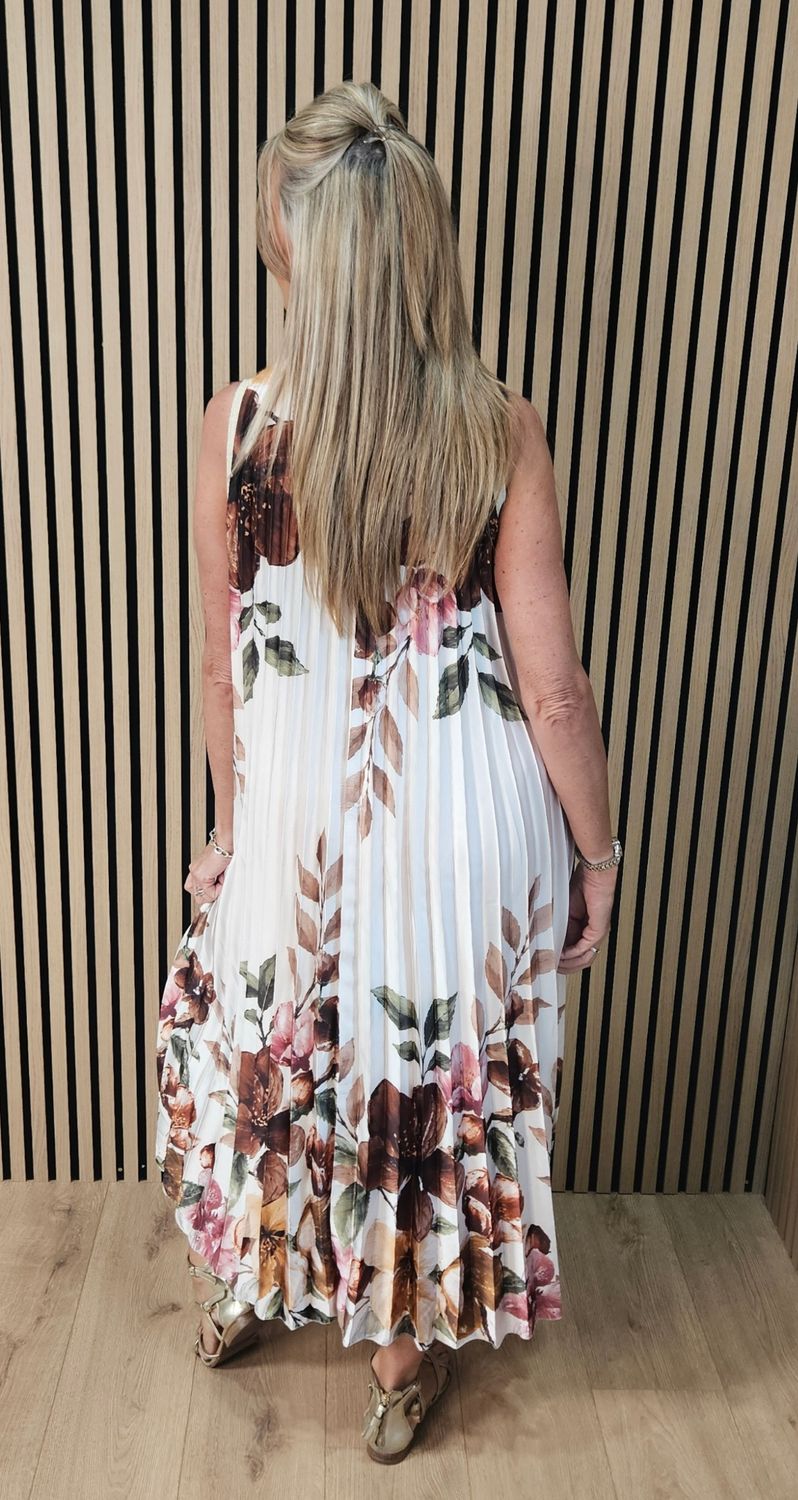 Floral Pleated Maxi Dress