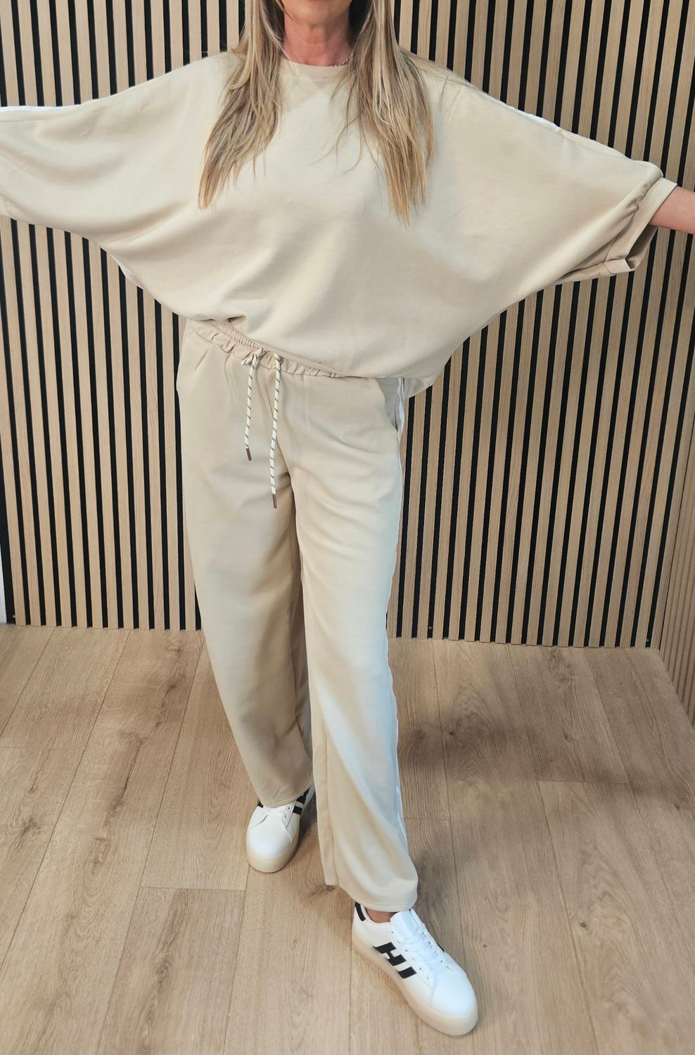 Stripe Detail Lounge Co-Ord Set – Beige