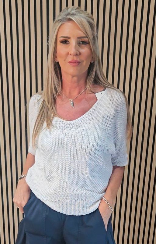 Lightweight Textured Knit Jumper - White Lightweight Textured Knit Jumper - White