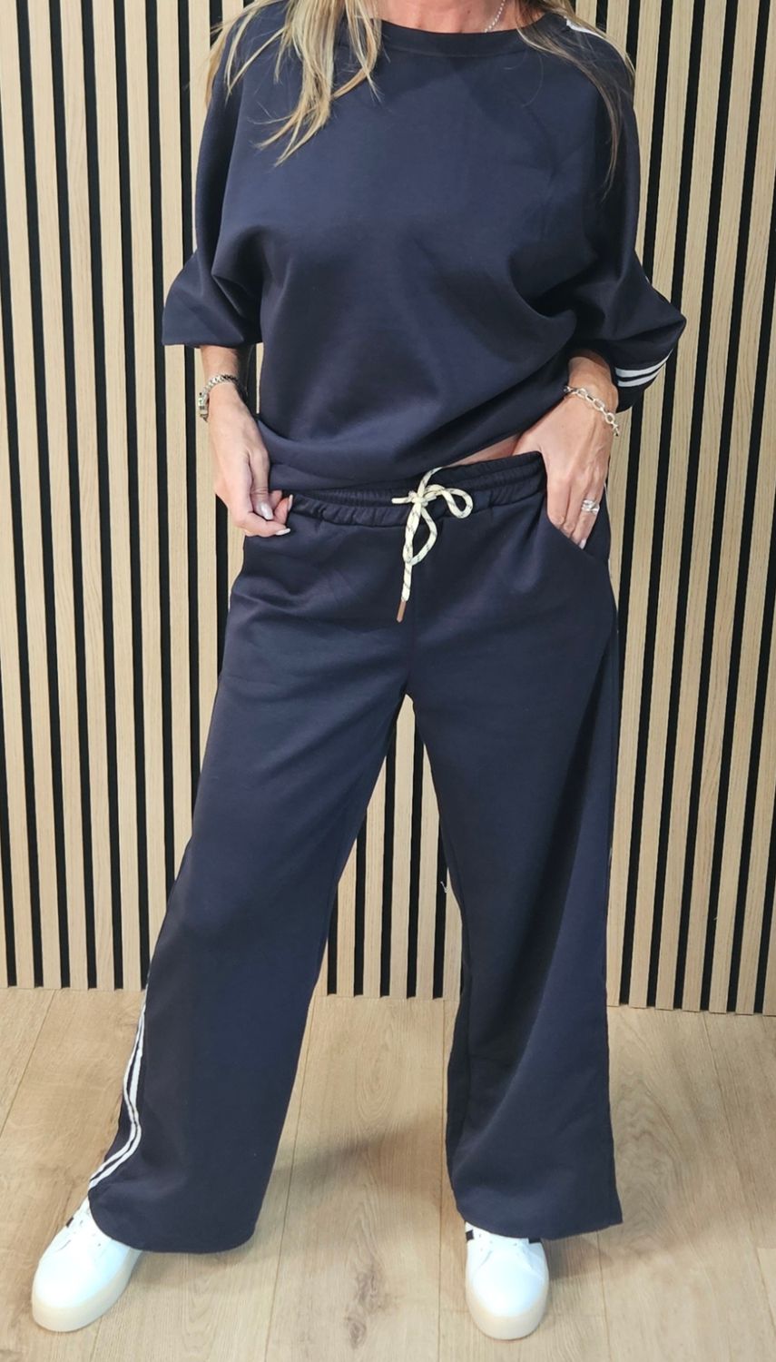 Stripe Detail Lounge Co-Ord Set – Navy