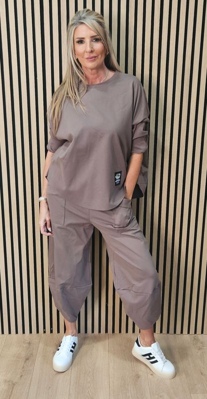 Cotton Blend Relaxed Co-Ord Set – Taupe Cotton Blend Relaxed Co-Ord Set – Taupe