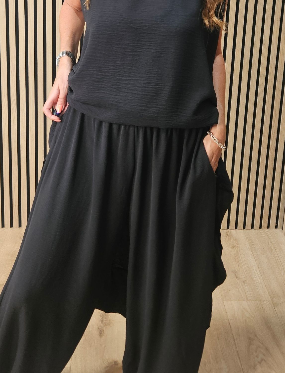 Charlie Frill Tunic &amp; Harem Trouser Co-Ord Set – Black