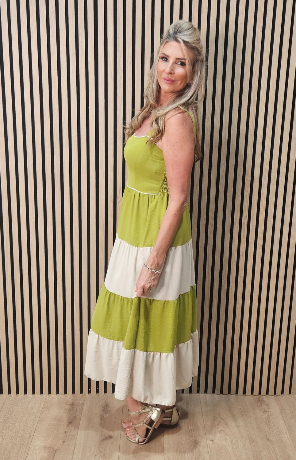 Colour Block Tiered Midi Dress – Lime/Cream 