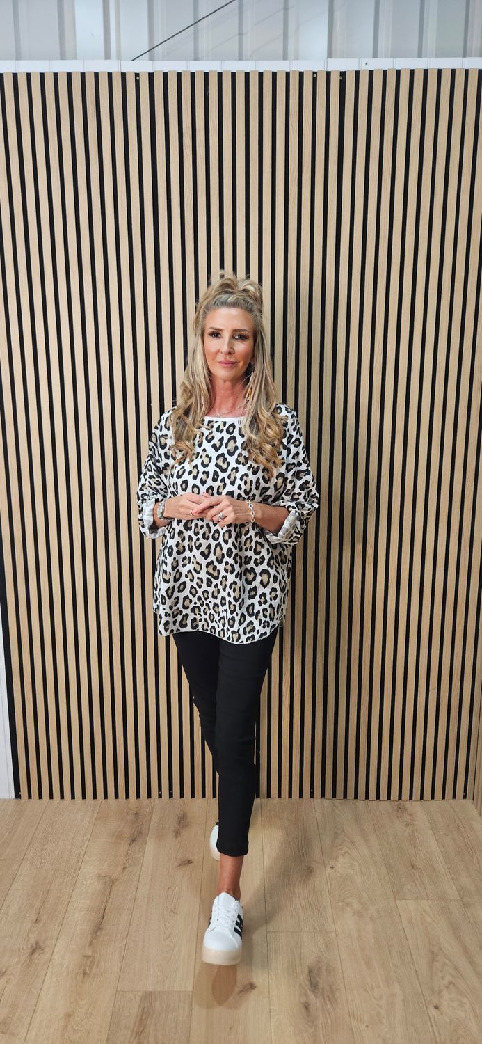 Leopard Print Roll Sleeve Top – white