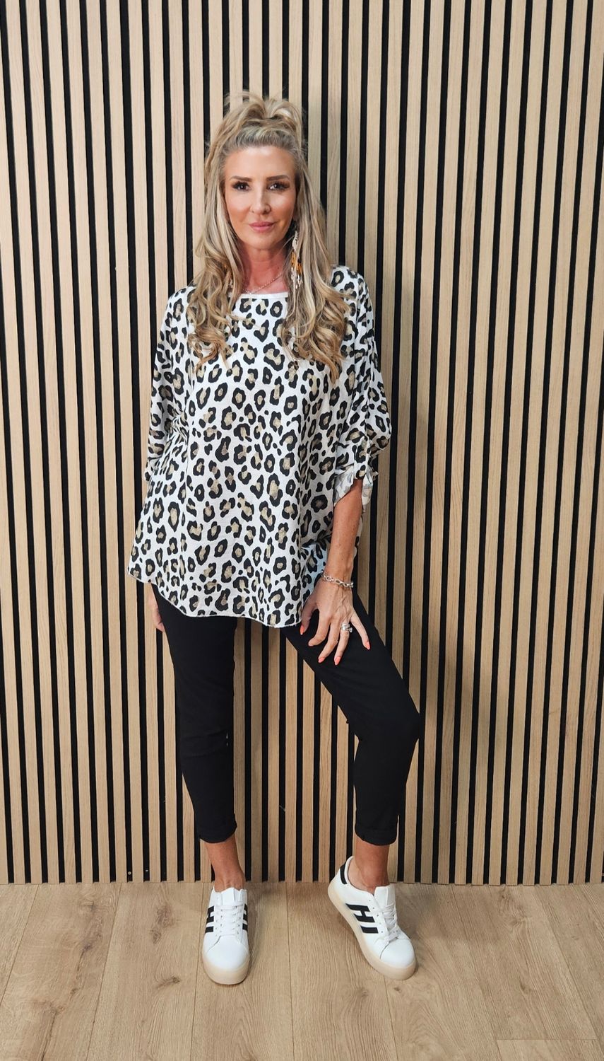 Leopard Print Roll Sleeve Top – white
