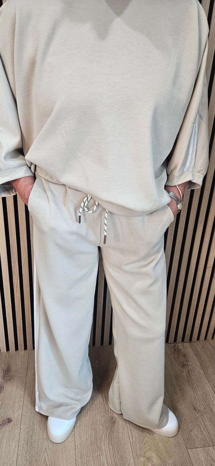 Stripe Detail Lounge Co-Ord Set –Cream