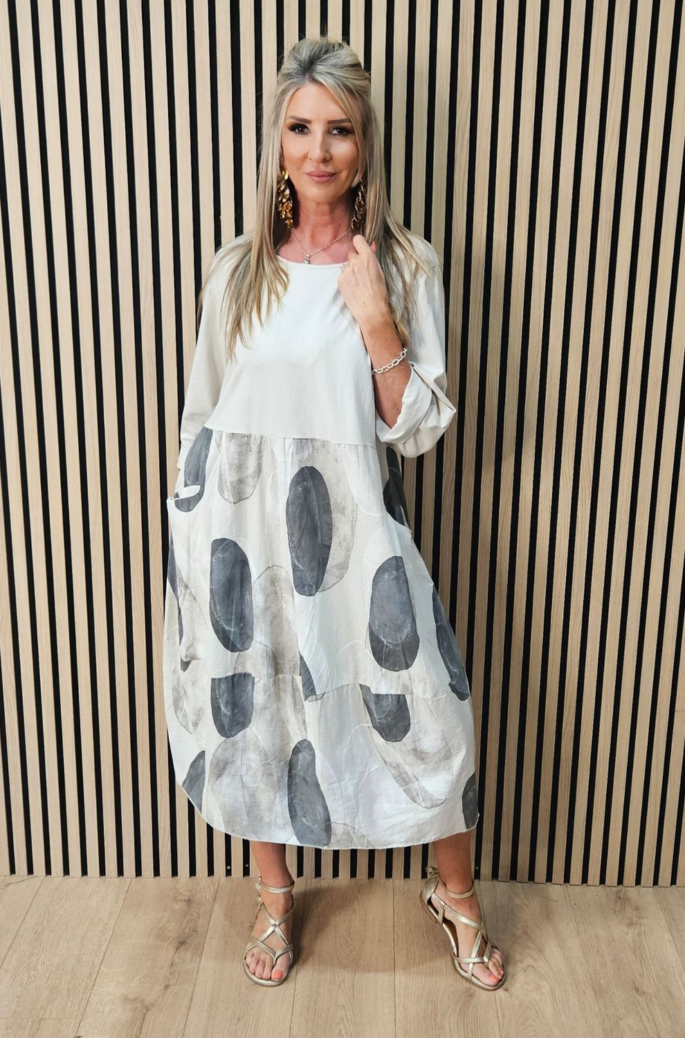Abstract Spot Print Cotton Dress – Stone