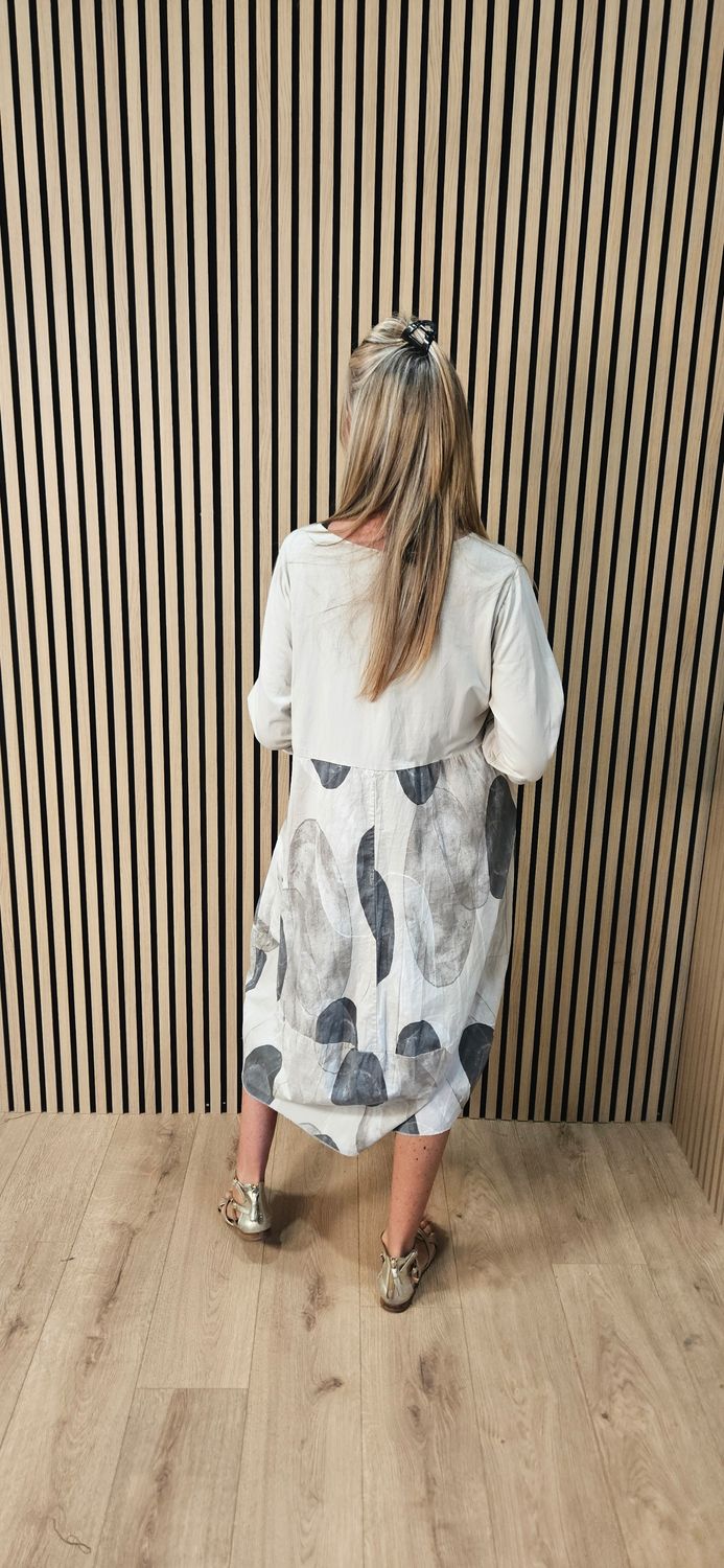 Abstract Spot Print Cotton Dress – Stone